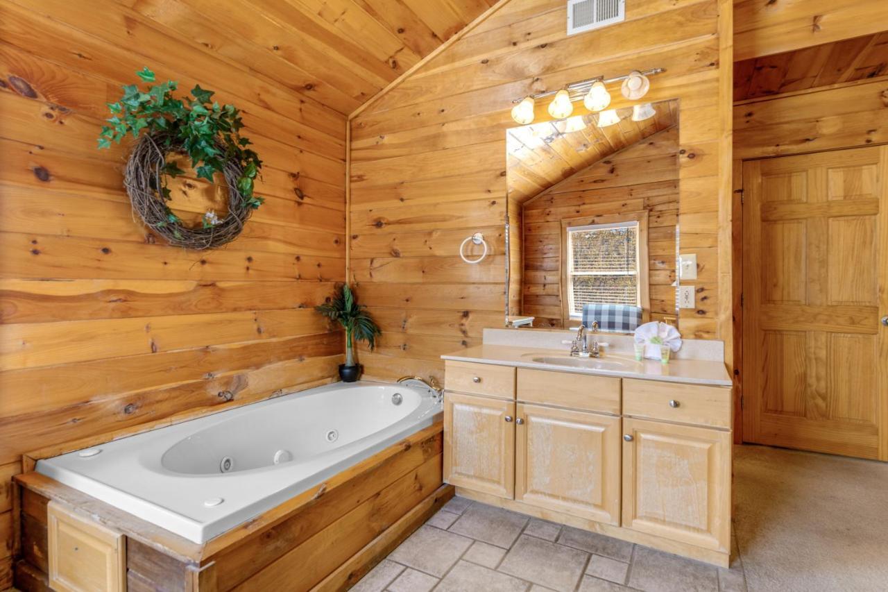 Villa Papaw'S Bear Den Pigeon Forge Exterior foto